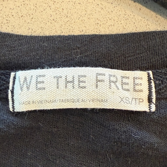 WE THE FREE Women's Short Sleeves Cropped Back Size XS In Black - Picture 3 of 3
